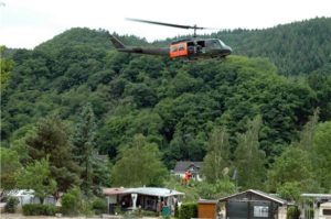 Hochwasser 2016 Rettung mit Hubschrauber